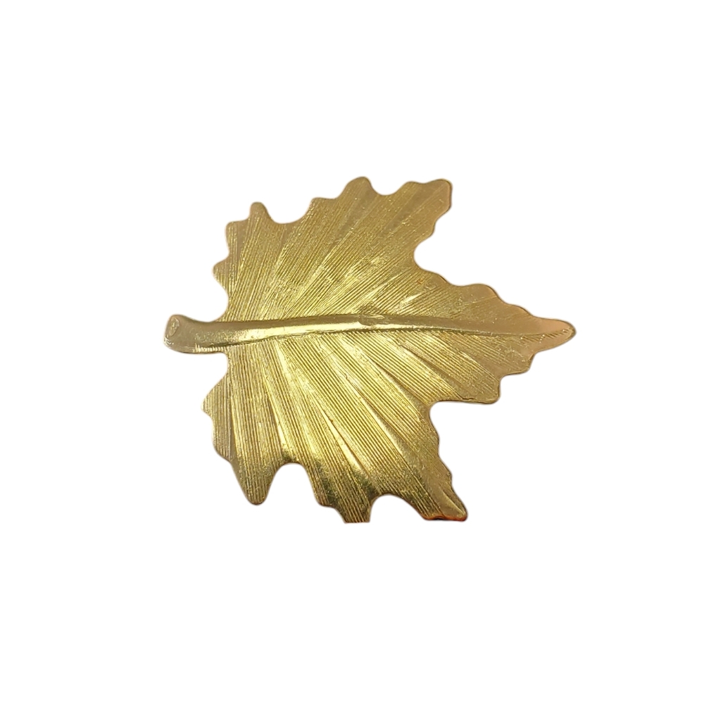 Vintage leaf pin